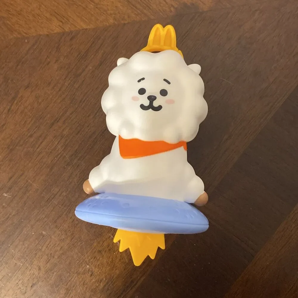 McDonald's BT21 Happy Meal Toys Set of 5 UFO Spinner Figures Yellow Hanger